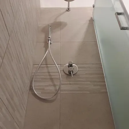 The Shell Affittacamere 3*