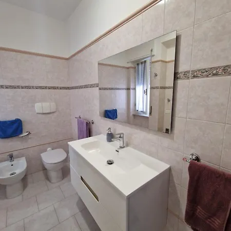 The Shell Pensión 3*